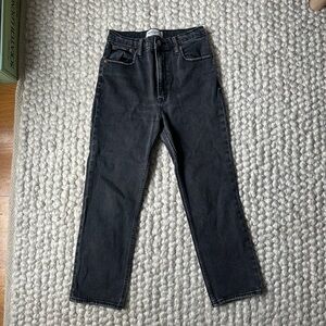 Abercrombie Ultra High Rise Ankle Straight Jean (Short Length)